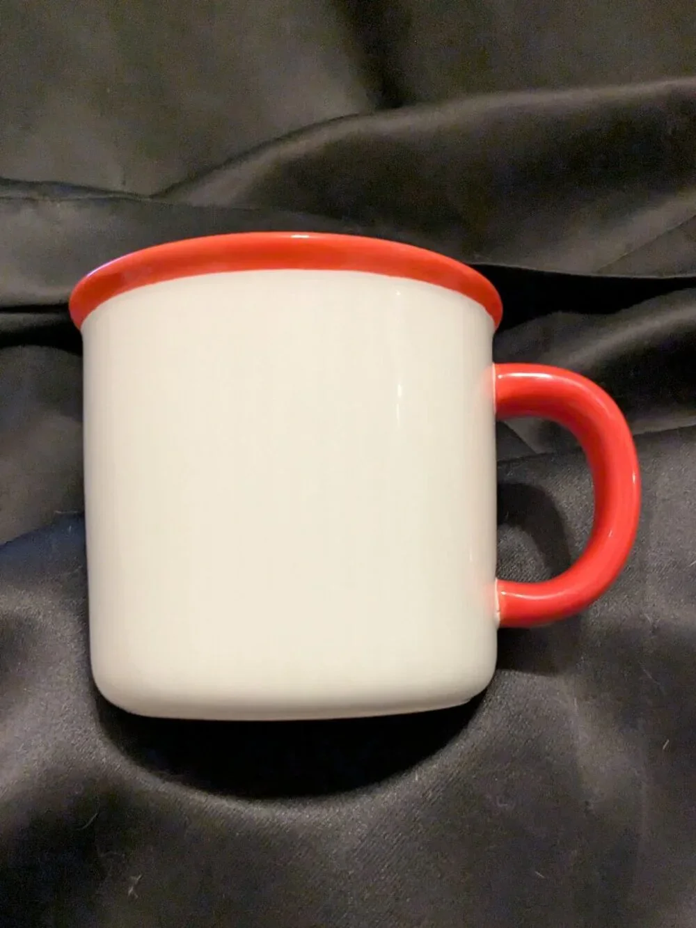 Hallmark Channel authentic mug approx. 13 oz. NWOT - Picture 3 of 5